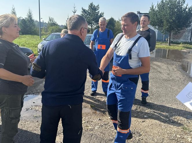 Bohaterowie nie zawsze noszą pelerynę. Uratowali ujęcia wody dla Jeleniej Góry