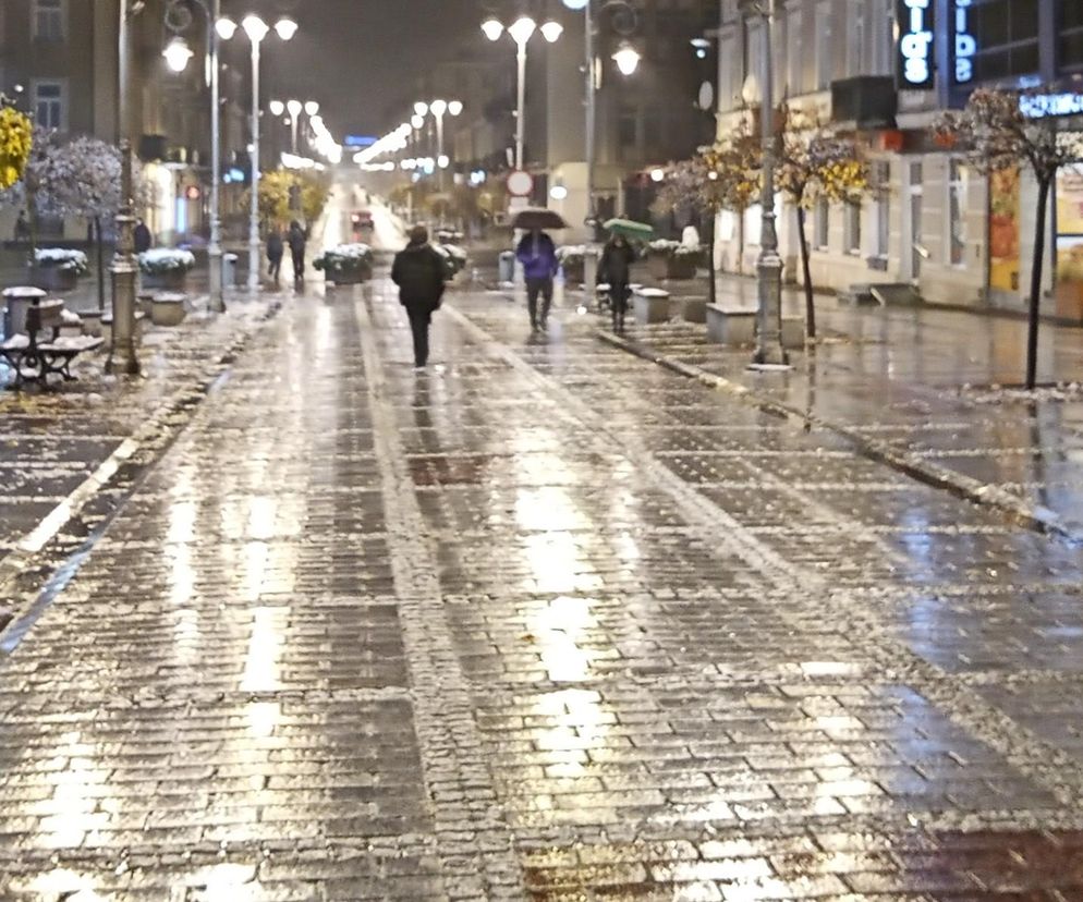 Ostrzeżenia pogodowe dla województwa świętokrzyskiego. Wiatr, oblodzenie i kiepskie warunki na drogach