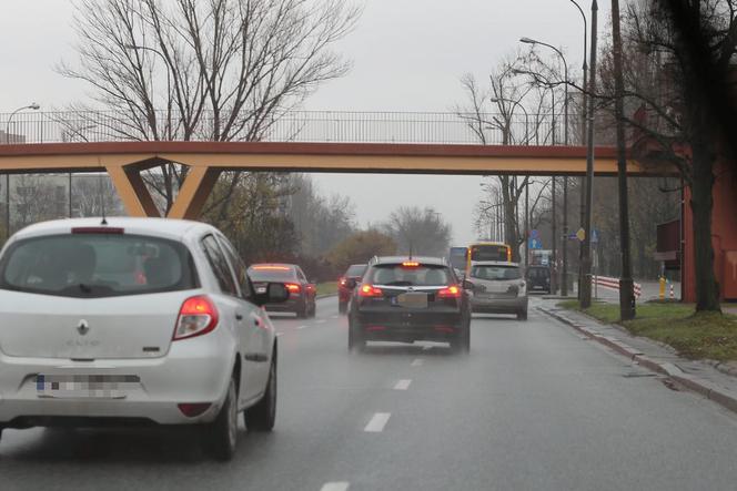 To rzecznik KNF pędził przez Warszawę