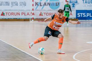 FC KJ Toruń - Piast Gliwice 2:5