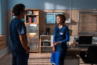 	Na dobre i na złe odc. 936. Julka Burska (Aleksandra Hamkało), Artur Bart (Piotr Głowacki)