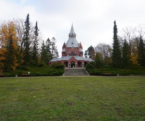 Cmentarz Centralny podczas Wszystkich Świętych