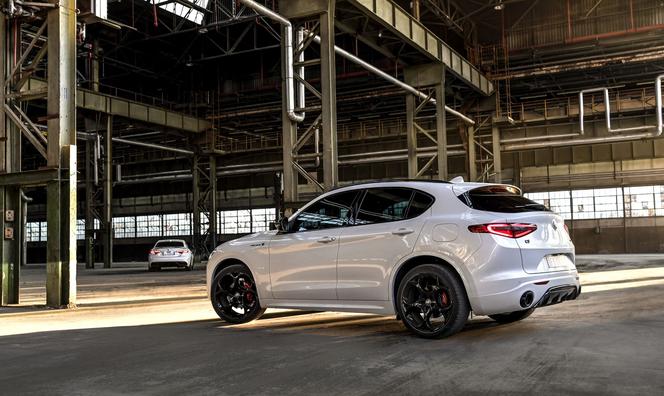 Alfa Romeo Stelvio Veloce Ti (2021)