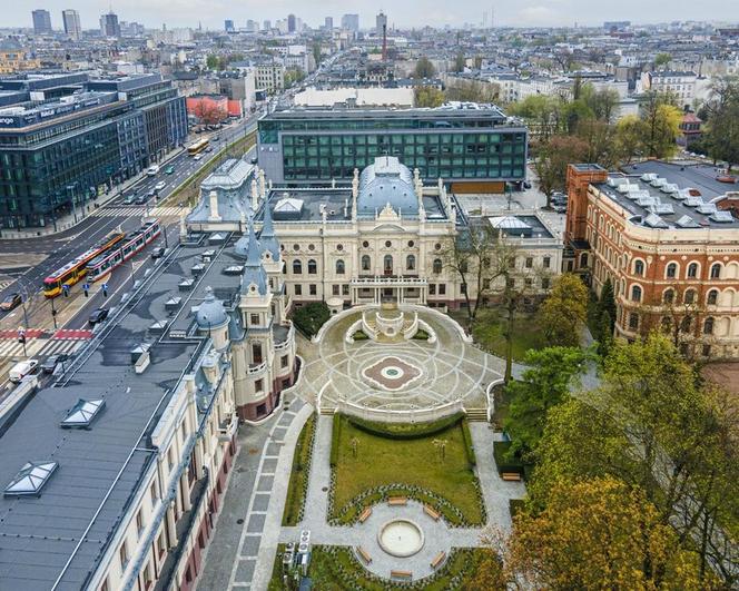 Łódź. Można już podziwiać odnowiony ogród pałacu Izraela Poznańskiego! Dlaczego to miejsce jest tak wyjątkowe?
