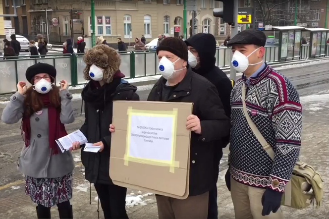 Happening antysmogowy w Poznaniu [AUDIO]: W maseczkach ostrzegali mieszkańców!
