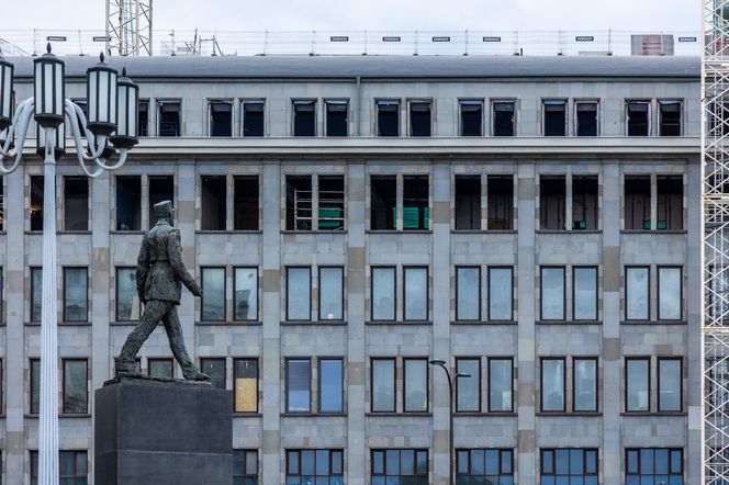 Gmach Banku Gospodarstwa Krajowego w Warszawie w trakcie remontu
