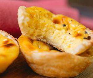 Pastéis de nata, czyli portugalskie babeczki z budyniem. Szybkie i proste w przygotowaniu 