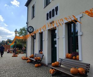 Jesienna atrakcja dla całej rodziny. Zabytkowa stacja w Rudach zaprasza na Pumpkin Express