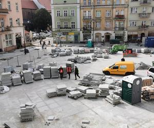 Kalisz. Czy to będzie ostateczny termin zakończenia prac na Głównym Rynku i ul. Kanonickiej?