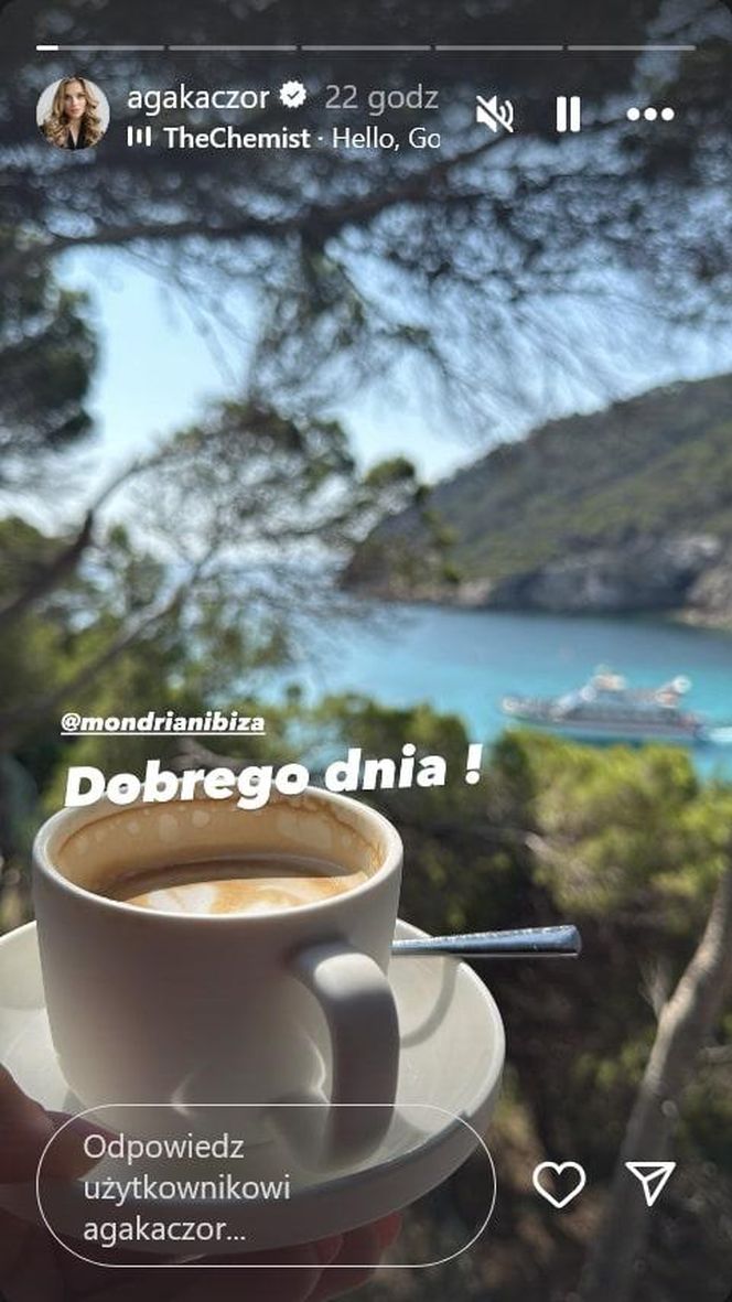 Agnieszka Kaczorowska niczym jaszczurka wygrzewa się na kamieniu. Te zdjęcia trzeba zobaczyć!