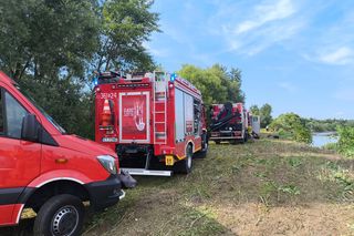 Tragedia nad Dunajcem! Ciągnik z mężczyzną wpadł do rzeki. Nowe informacje