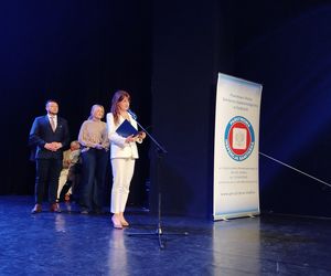 Propagowanie zdrowego stylu życia w tak wdzięcznej formie jak piosenka zyskało przez lata wielu zwolenników i co roku gromadzi chętnych do śpiewania. 