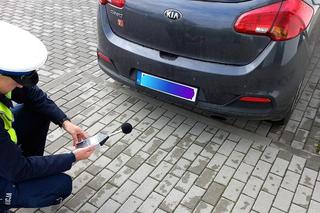 Policjanci podchodzą do aut z mikrofonem. Posypały się kary, bo kierowcy nie wiedzą o tym wykroczeniu
