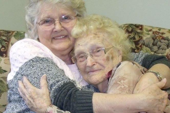 odnalazła matkę po 82 latach  