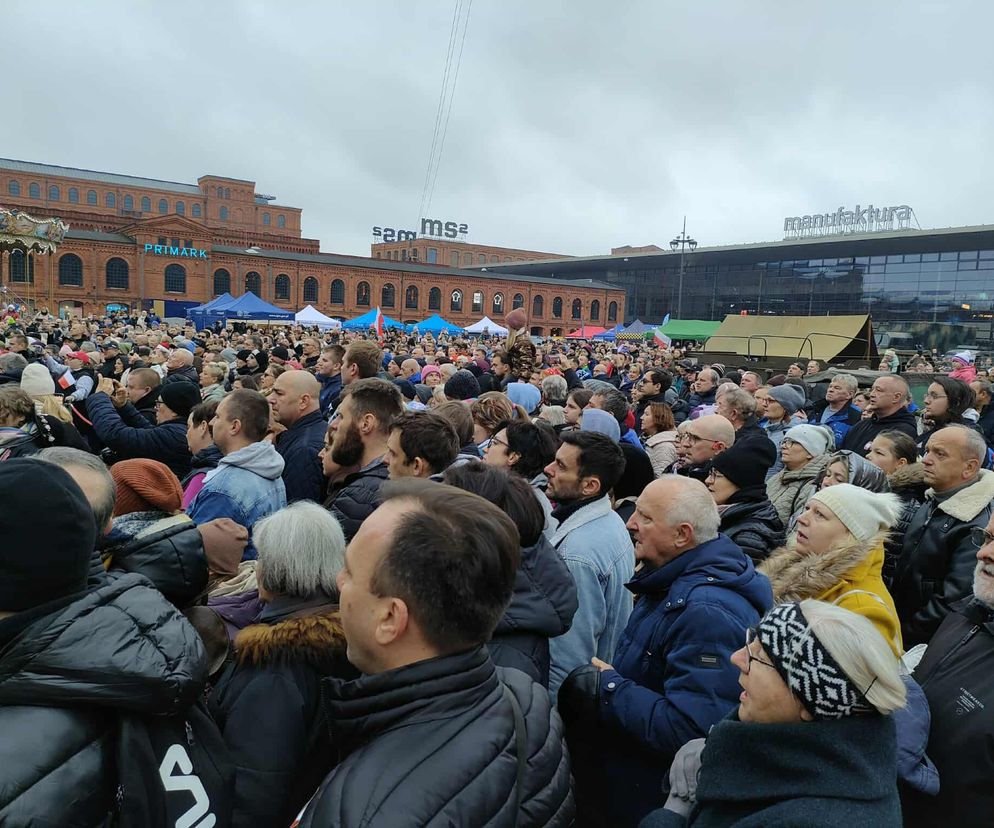 Piknik Niepodległościowy w Manufakturze z udziałem specjalnego gościa. Zobacz zdjęcia
