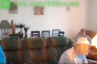 Bili, podpalali i oblewali wodą! Staruszek z Warszawy ofiarą nieletnich patostreamerów