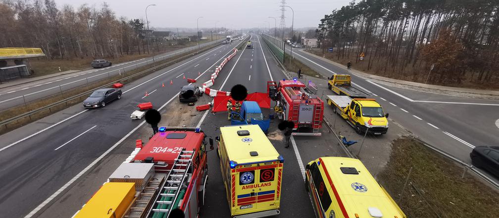 Potworny wypadek na S5 pod Bydgoszczą! 60-latek nie żyje, dwie osoby w szpitalu [ZDJĘCIA]