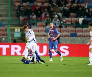 Górnik Zabrze wyszarpał zwycięstwo w meczu z Piastem. Brzydkie zachowanie Podolskiego