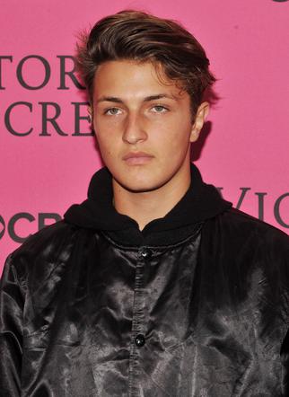 Anwar Hadid