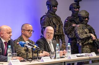 Konferencja przed Zlotem Miłośników Broni, Militariów i Survivalu Militaria Pro Arma