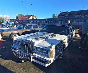 Zlot zabytkowych pojazdów na Łasztowni