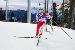 Modli się do karabinu o medal