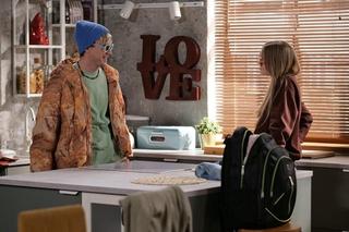 Pierwsza miłość, odcinek 3825. Nikodem (Adam Wojciechowski), Julka (Dąbrówka Kruk)