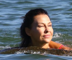 Anna Popek pracuje w zimnym morzu