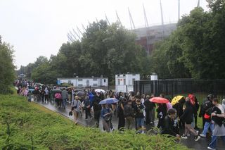 Quebonafide na Narodowym w Warszawie. Na koncert przyszły tłumy fanów rapera [ZDJĘCIA]