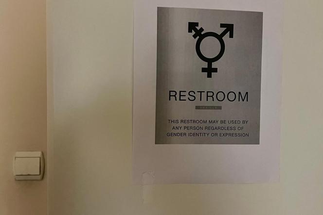 Na Wydziale Anglistyki UAM pojawiła się toaleta gender-inclusive 