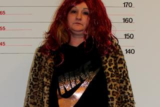 Uwodziła, nęciła i okradała