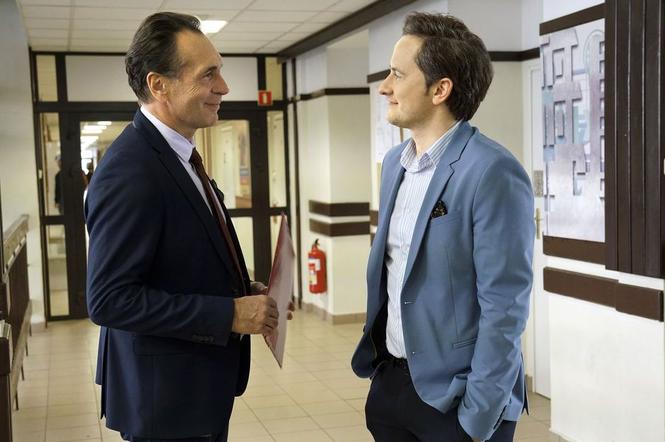 Barwy szczęścia, odc. 2048. Władek (Przemysław Stippa), Bednarek (Wojciech Skibiński)