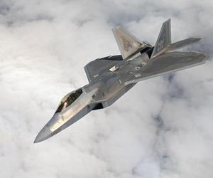 F-22 Raptor 