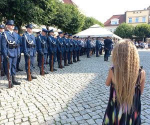 Trwają obchody Święta Policji w Lesznie. Świętują policjanci i policjantki