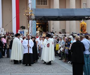 75 lat temu obraz Matki Boskiej w Lublinie zapłakał. Wierni uczcili rocznicę „Cudu lubelskiego” procesją różańcową