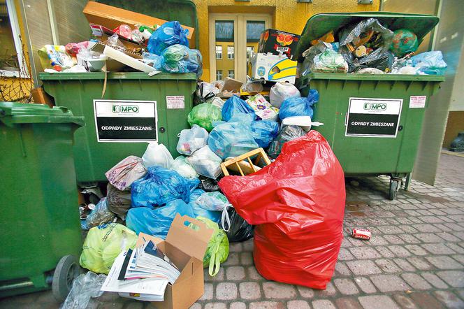 śmieci, smietniki, kontenery na śmeici, odpady