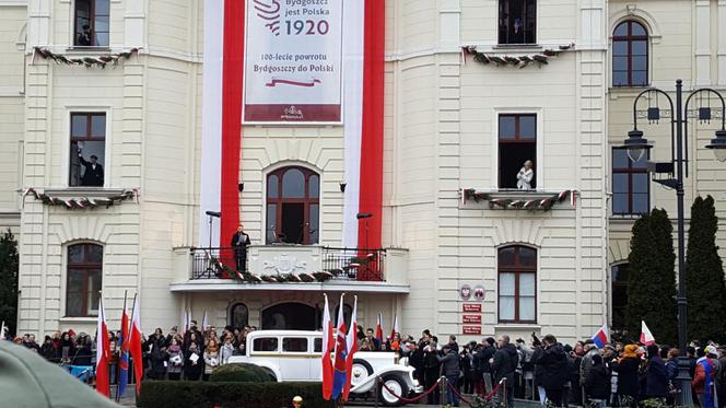 Był polonez, inscenizacja historyczna, wystawy. Zobacz jak Bydgoszcz świętuje setną rocznicę powrotu do Polski