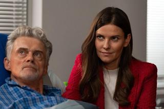 Na dobre i na złe odc. 909: Wolski (Robert Kibalski), Irena/Sara Berezińska (Agnieszka Kawiorska)