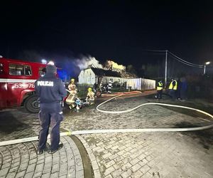 Tragiczny pożar budynku wielorodzinnego. Nie żyje jedna osoba, dwie są poparzone