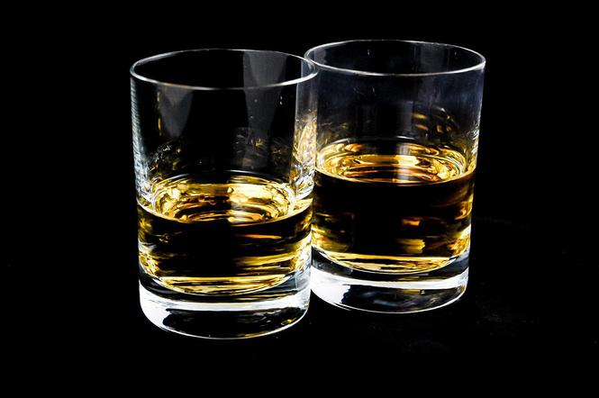 Alkohol w szklankach