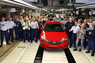 Rekord gliwickiej fabryki Opla - 200 tys. wyprodukowanych aut w ciągu roku 