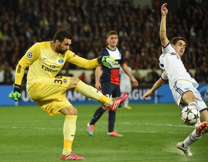 Salvatore Sirgu, Eden Hazard. PSG - Chelsea