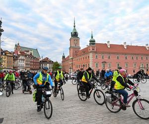 Rowerowa Masa Krytyczna na ulicach Warszawy