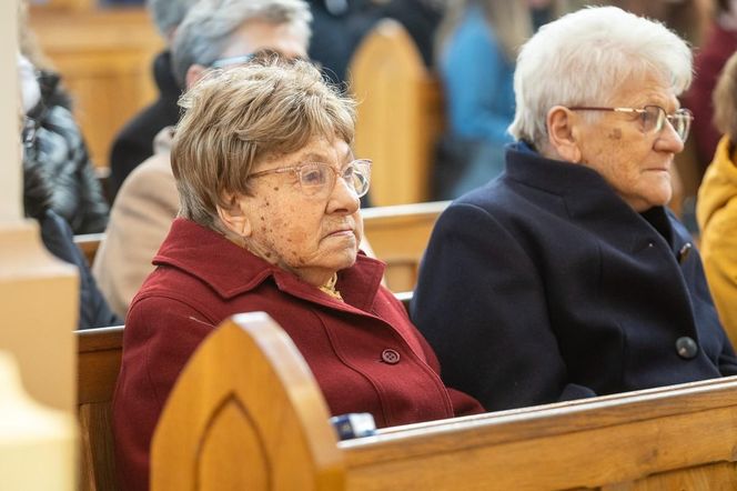106 lat pani Genowefy! Niezwykła jubilatka świętowała urodziny