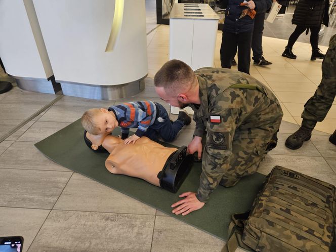 WOŚP w Olsztynie. Moc atrakcji w Centrum Handlowym Aura. Zobacz zdjęcia!