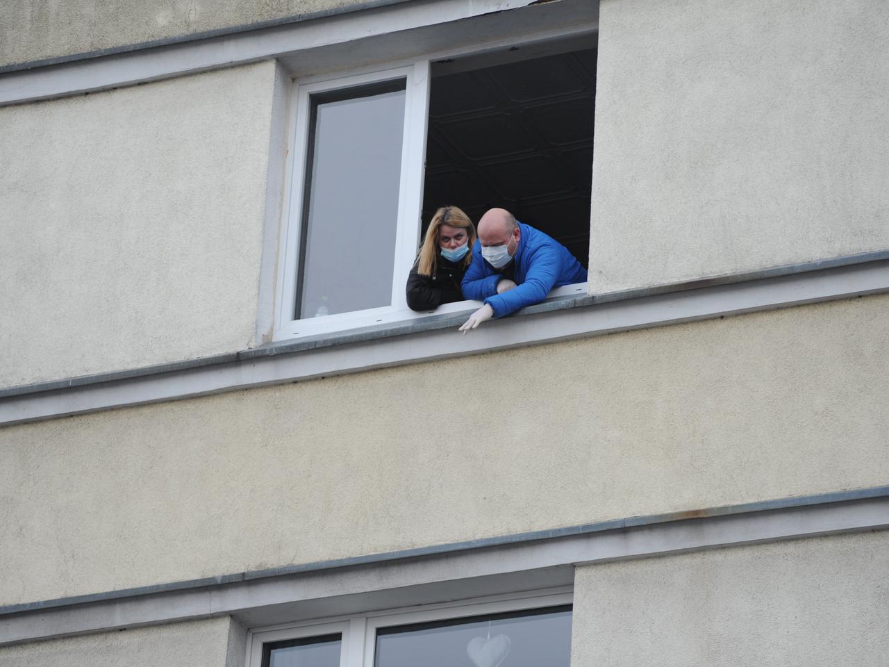 5-letni Marcinek wypadł z okna. Przeprowadzili eksperyment, matka usłyszała zarzuty!