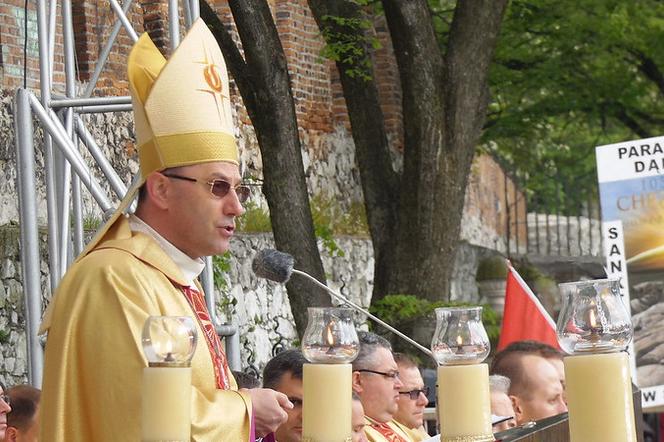 Procesja w Wawelu na Skałkę 