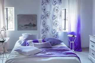 Romantyczna sypialania zaaranżowana tkaninami