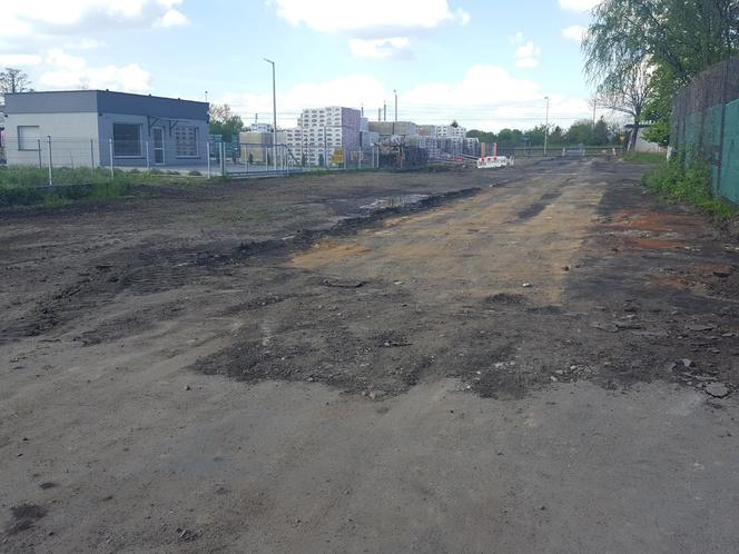 Zaczęła się budowa ul. Kustronia w Lesznie