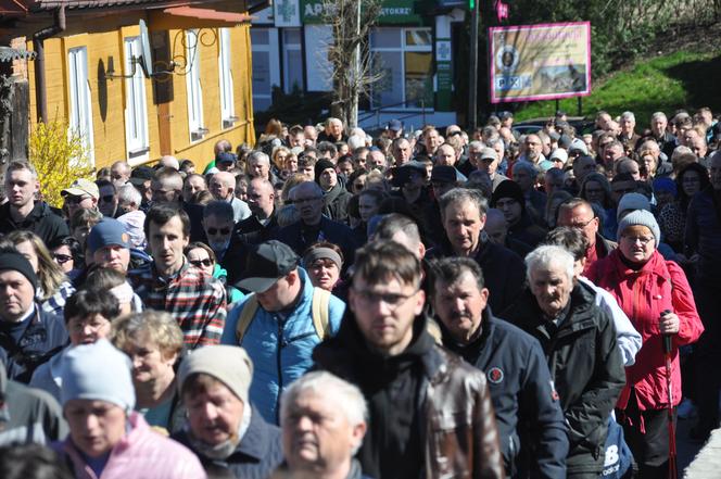 Droga Krzyżowa z Nowej Słupi na Święty Krzyż